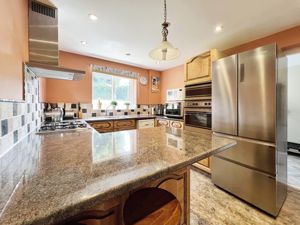 Kitchen- click for photo gallery